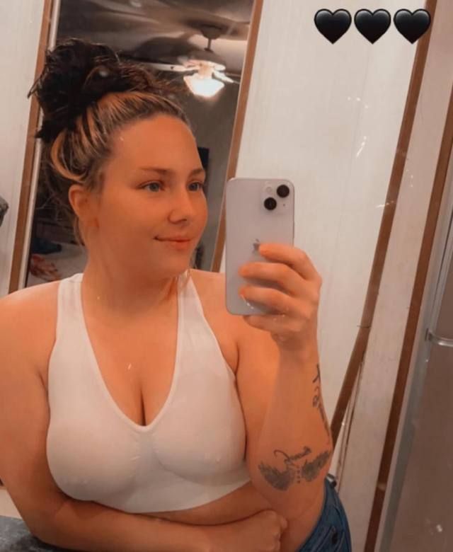 Looking for friends with benefits - Image 3